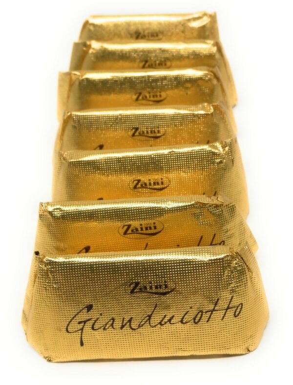it2802 Gianduiotto piedmontese Hazelnut Chocolate In Classic Gold Foil 10gr ea (1.100 Lbs) 1