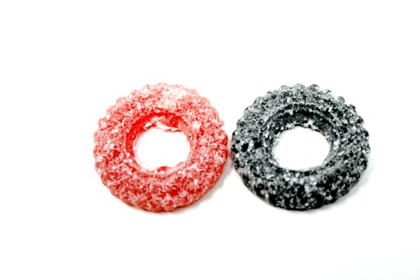 sd0206 scaled Act, Strawberry And Licorice Wheels (Dragster Jordgubb/Lakrits) (2 Lbs) 1